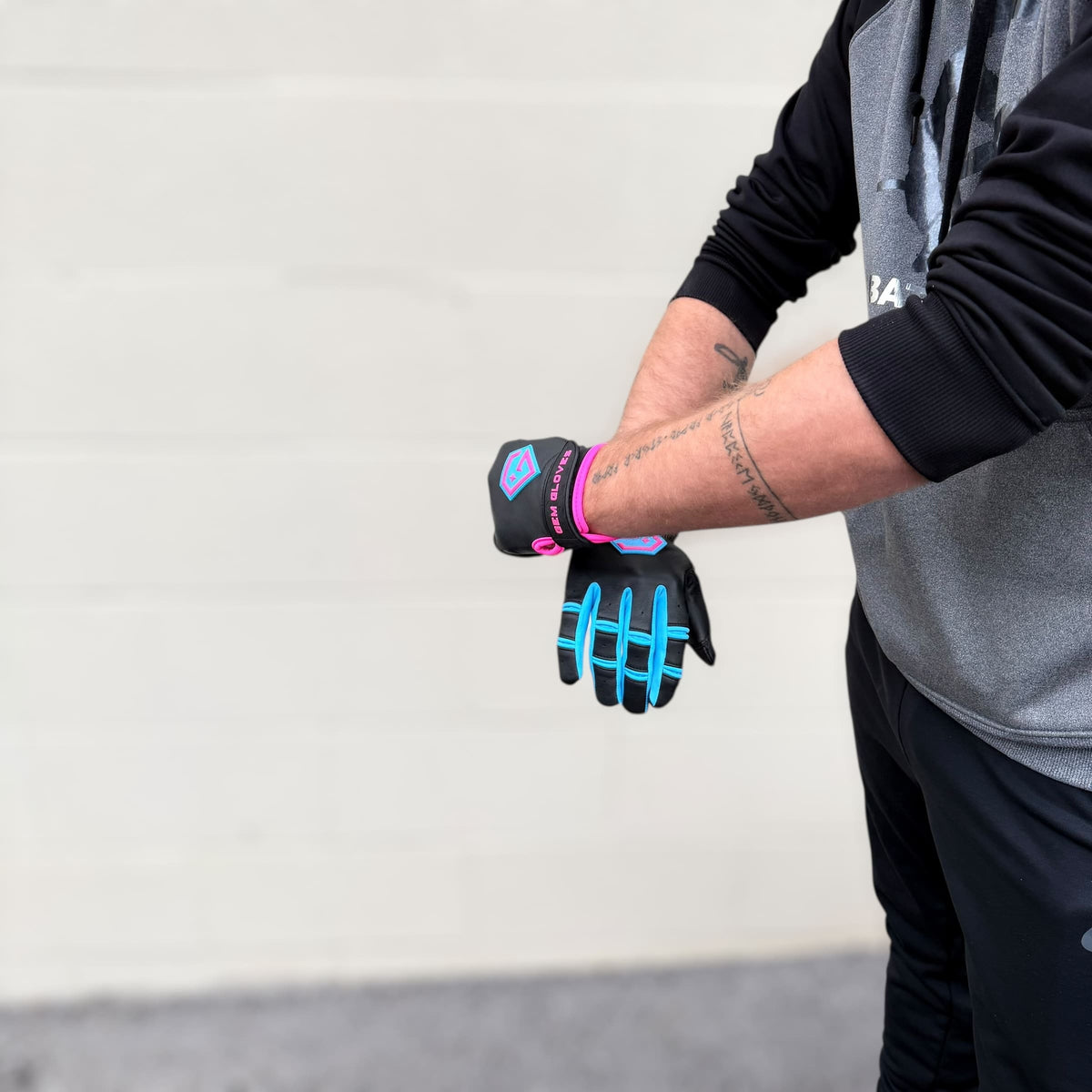 Gem Glove Prospector Short Cuff Batting Glove - Black/Red – Product View | Smash It Sports | leather, pro